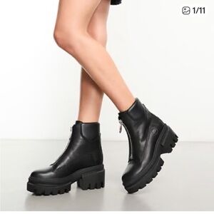 Timberland Everleigh Front-Zip Boot size 8.5 Black Leather GUC